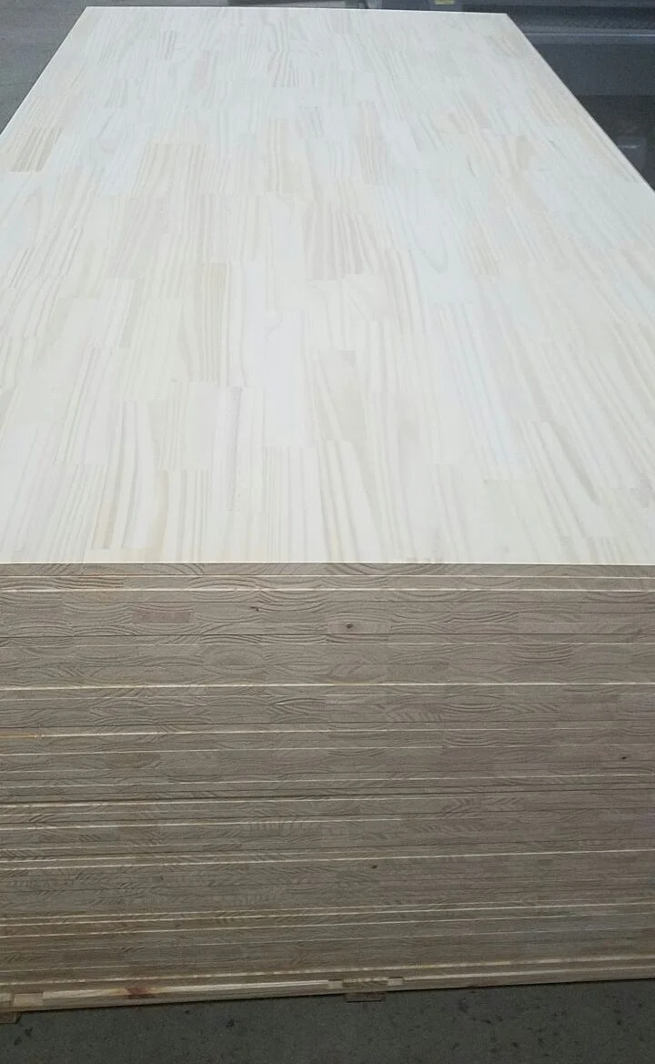 A/B grade edge-glued pine solid wood panels