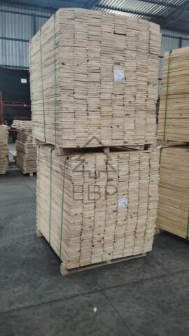 foto 8 foto 8 576x1024